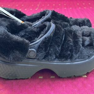 Crocs Stomp Quilted Lined Clogs Black - Men's Sz 12 - Women's Sz 14 NWT / NWOB